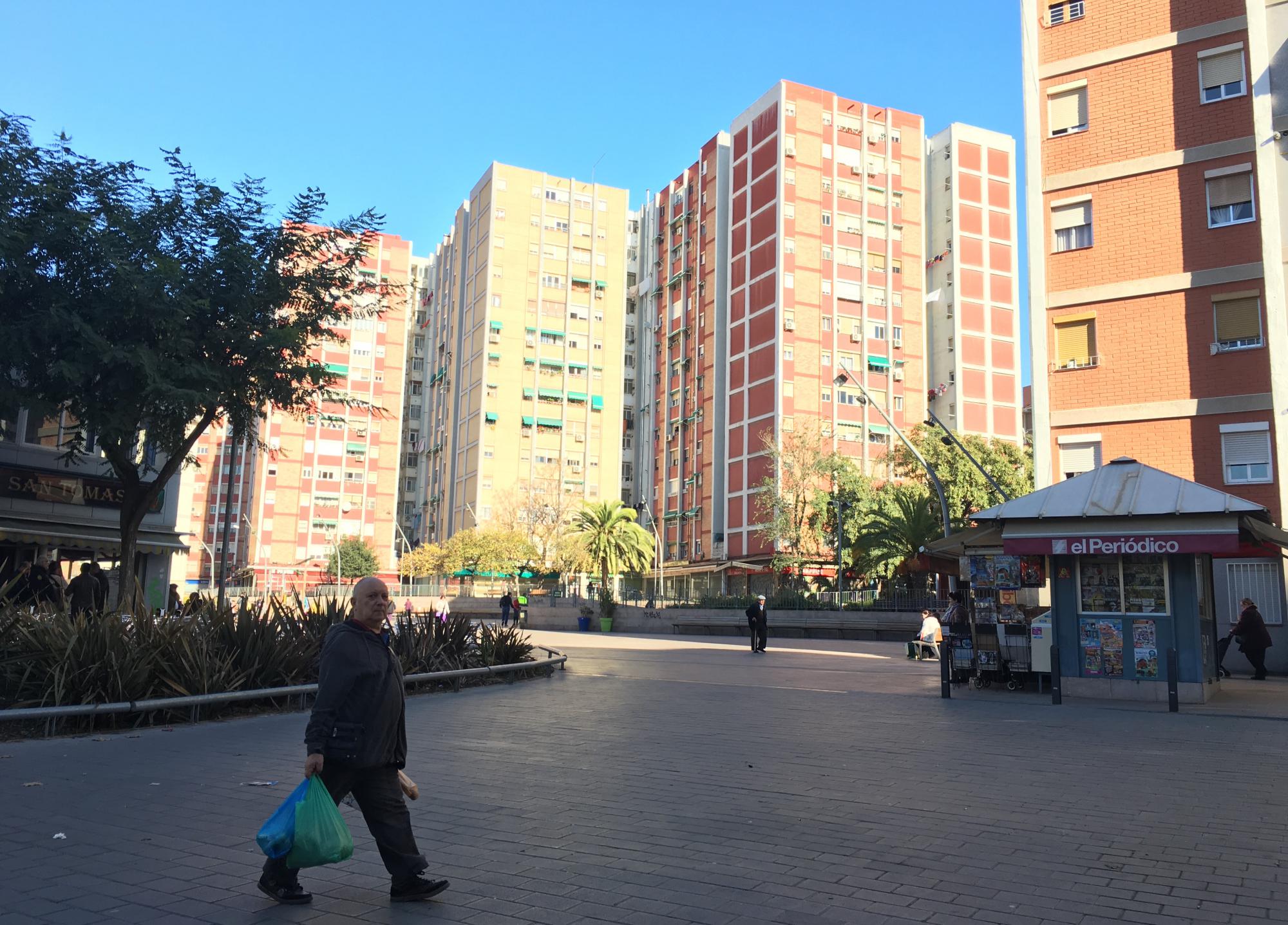 El PP de Cornellà propone que la guardia urbana patrulle dentro de las comunidades de vecinos