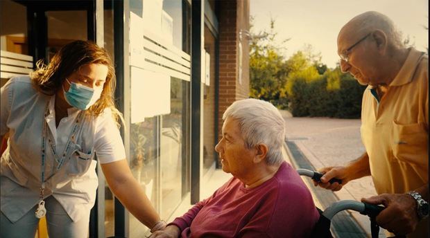 La historia de amor de Sant Boi que desafía al Alzheimer: el cortometraje que te emocionará