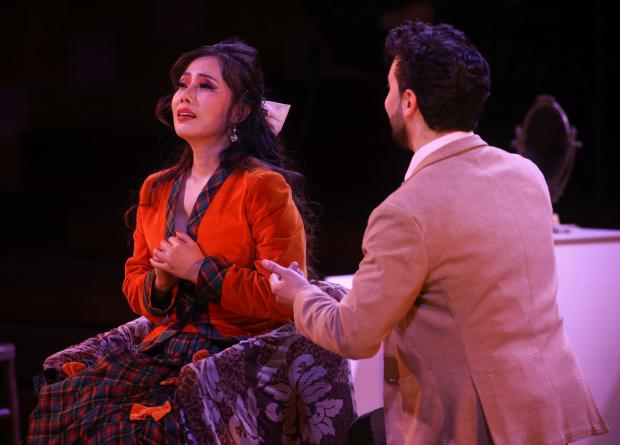Sarah Zhai Strauss, interpretando a Mimí (La Bohème, Puccini) en el Palau de la Música Catalana.