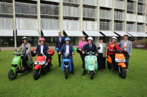 Motos eléctricas metropolitanas de uso compartido en L'Hospitalet y otros tres municipios del Baix