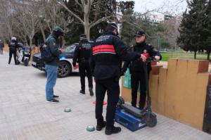 Cornellà frena los patinetes trucados: así se atrapará a los infractores que corran más de la cuenta