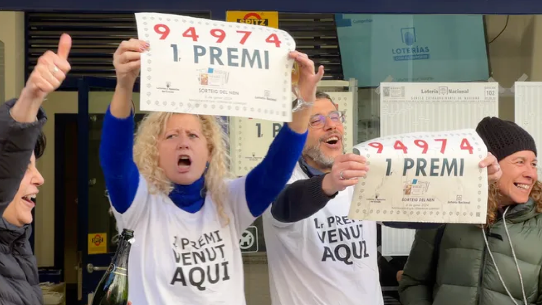 Lluvia de oro en el Baix Llobregat. El primer premio del Sorteo del Niño cae en dos municipios