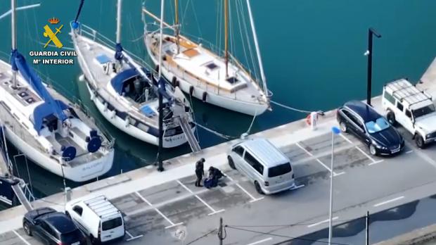 Descubre qué playa muy popular para los bañistas del Baix era un punto de entrada de droga por mar