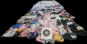 Una operación policial desmantela una red de venta ilegal de productos falsificados en Castelldefels