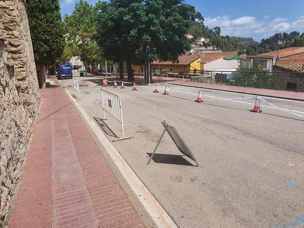La calle Sant Antoni permanecerá cortada al tráfico por las obras de emergencia
