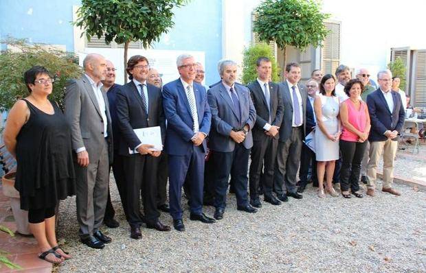 Castelldefels signa el manifest de suport als Jocs Mediterranis de Tarragona 2017 com a seu de rem i piragüisme