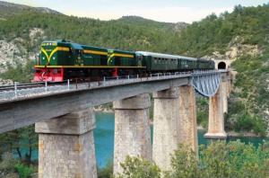 FGC ha comunicado los nuevos horarios de verano y otoño de sus trenes turísticos