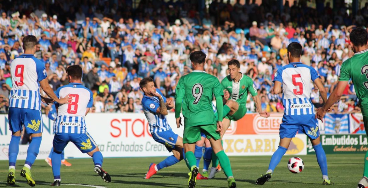 El Cornellà pincha en su ascenso a Segunda