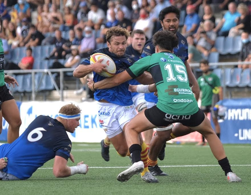 Victoria contundente del equipo de rugby U.E. Santboiana contra el Bizkaia Gernika
