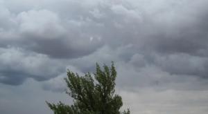 Alerta por tiempo violento. Riesgo moderado de fuertes vientos y precipitaciones intensas en el Baix