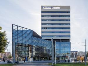 Esplugues se convierte en referente sanitario con la apertura del hospital más moderno de Vithas