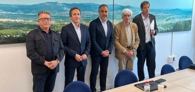 La patronal ha recibido a Joan Borràs para discutir temas importantes para las mipymes y el territorio, como la adaptación de la oferta formativa y la mejora de las infraestructuras.