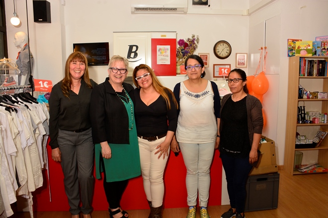 Recibaix inaugura a Cornellà la seva primera ‘Botiga Amiga’