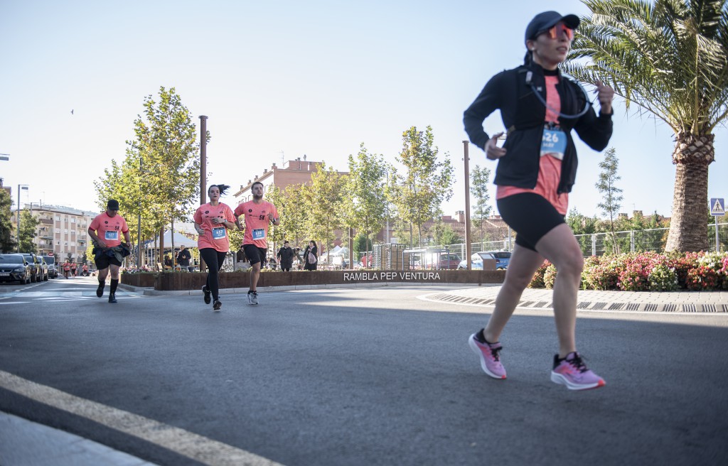 Una instantánea de la carrera de atletismo de Martorell