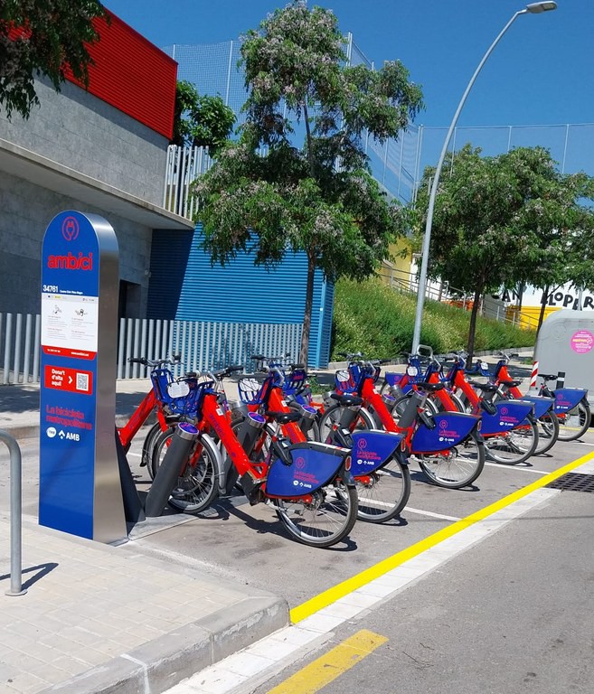 Nueva estación junto al Centro Cívico Vista Alegre