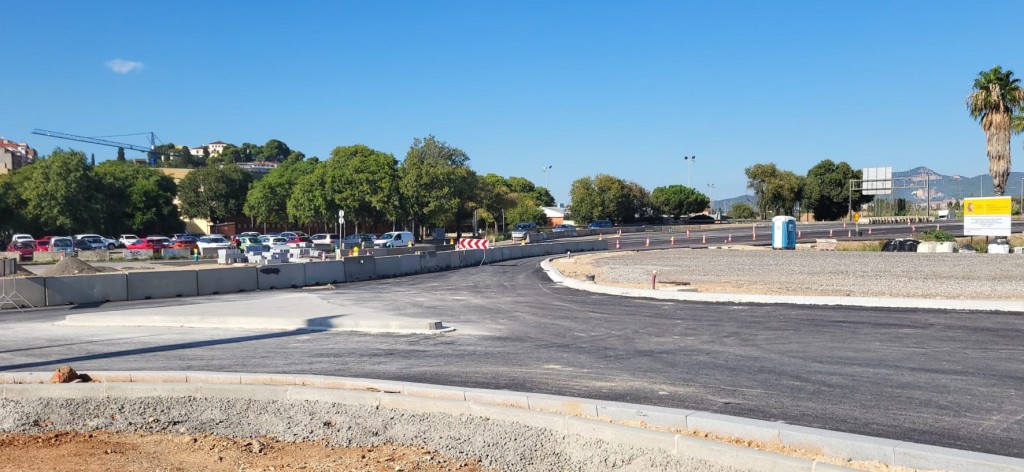 Nueva rotonda de La Parellada (calle Saragossa)