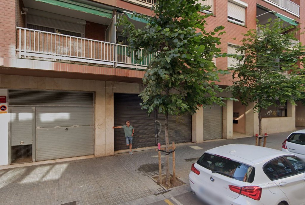 Imagen de la fachada del local del crimen anterior a la okupacion (Google Maps)