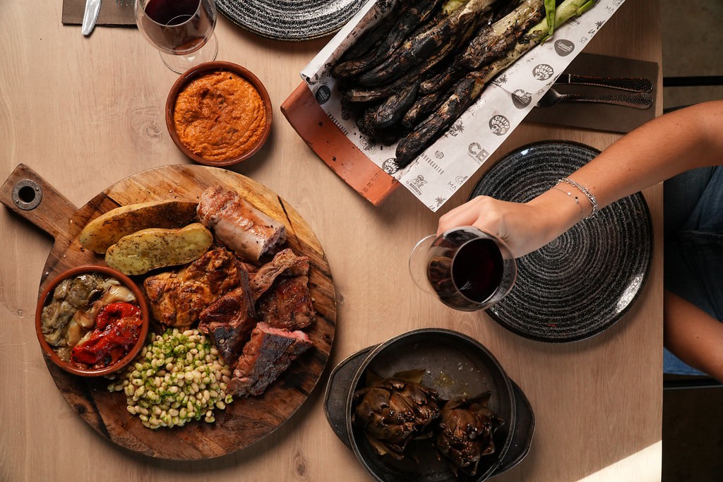 Calçots con Parrillada Mamut