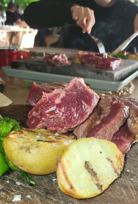 Chuletón 'a la llosa'