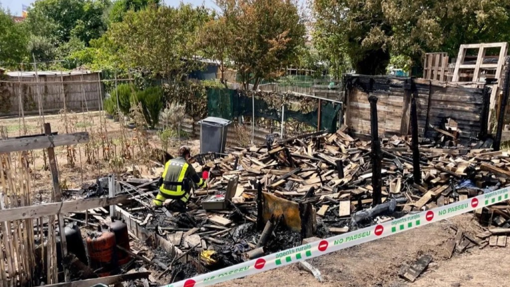 Uno ed los incendios declarados el sábado en El Prat