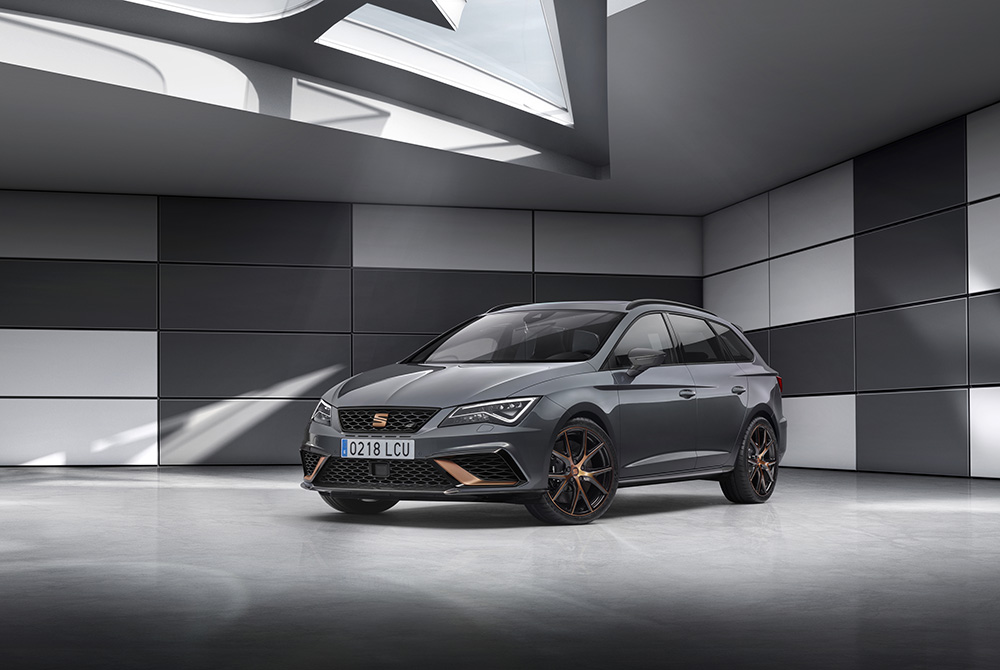 SEATLeonCUPRARST002L.jpg